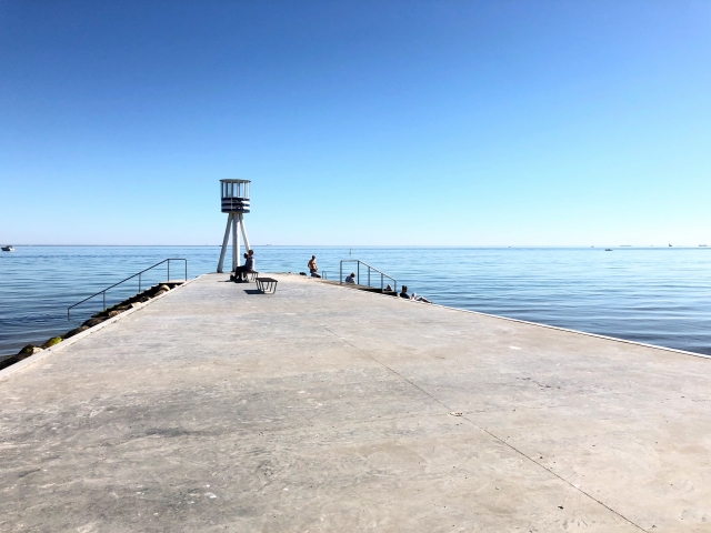 Bellevue Beach Designed by Danish architect Arne Jacobsen NAVIA